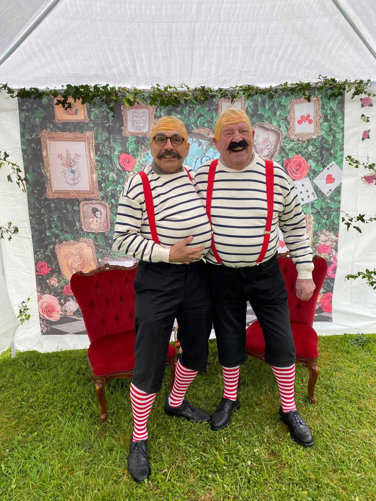 Tweedledee et Tweedledum